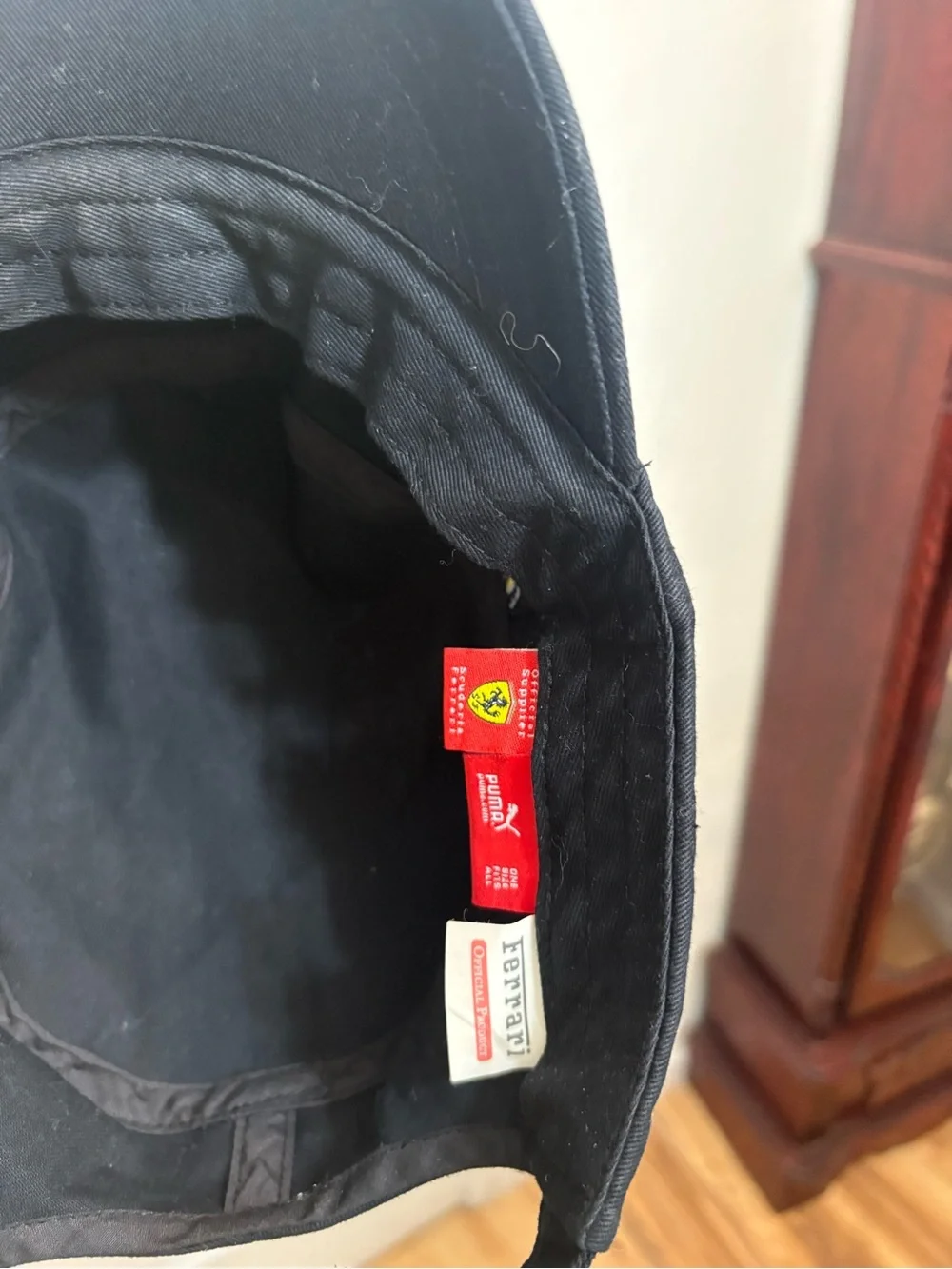 2000s puma  Scuderia Ferrari F1 team cap features a prominent embroidered shield